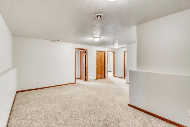 1217 37th Avenue S, Moorhead, MN 56560