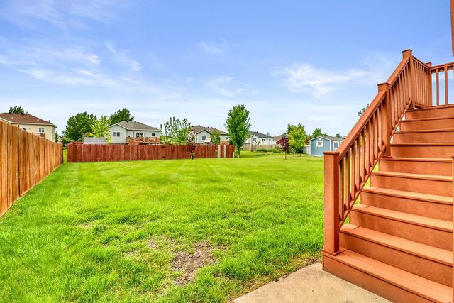 1217 37th Avenue S, Moorhead, MN 56560