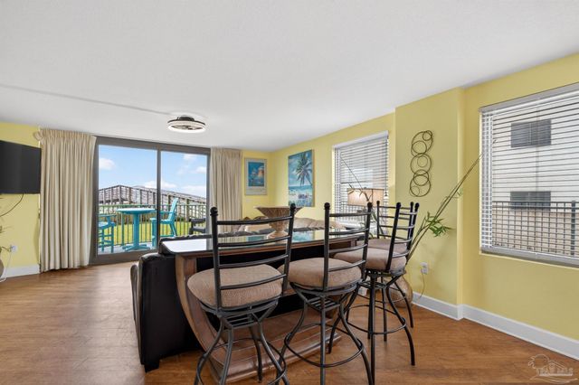 16785 Perdido Key Dr 112, Pensacola, FL 32507