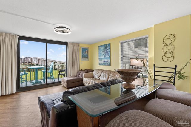 16785 Perdido Key Dr 112, Pensacola, FL 32507