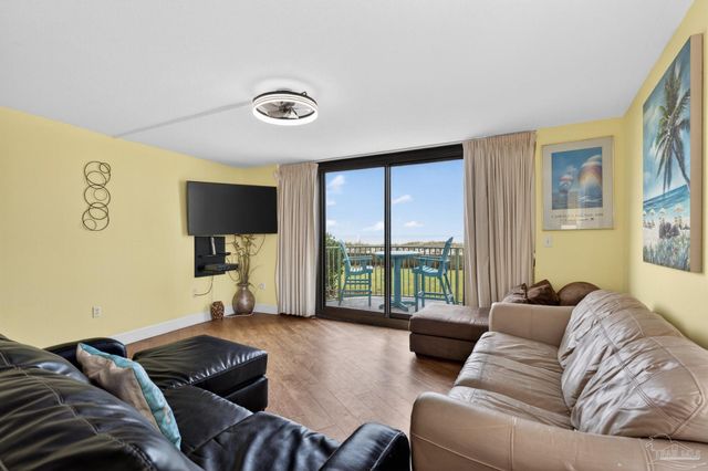 16785 Perdido Key Dr 112, Pensacola, FL 32507