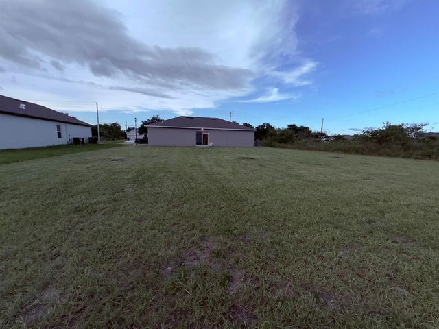 316 SW Becker Road, Port St. Lucie, FL 34953