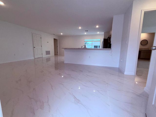 316 SW Becker Road, Port St. Lucie, FL 34953