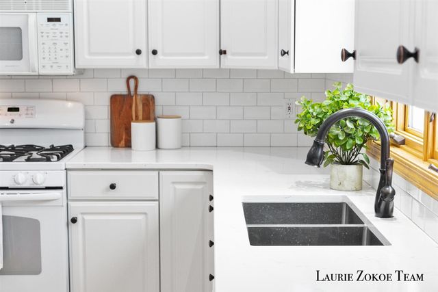 O-1129 Lake Michigan Drive, Grand Rapids, MI 49534