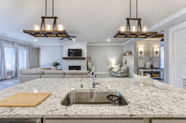 2160 Rope Maker Road, Conroe, TX 77384