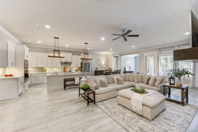 2160 Rope Maker Road, Conroe, TX 77384