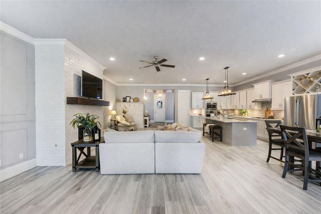 2160 Rope Maker Road, Conroe, TX 77384