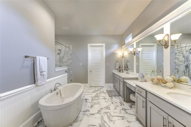 2160 Rope Maker Road, Conroe, TX 77384