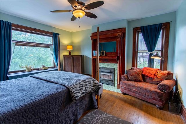 5901 Hampton St, Highland Park, PA 15206