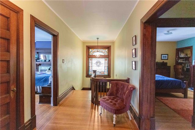 5901 Hampton St, Highland Park, PA 15206