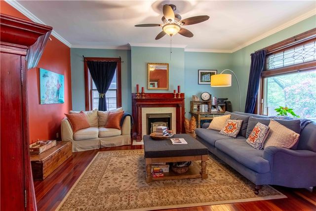 5901 Hampton St, Highland Park, PA 15206
