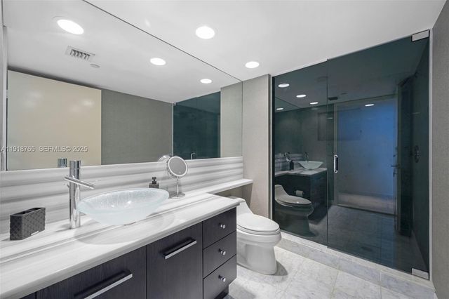 16445 Collins Ave 1921, Sunny Isles Beach, FL 33160