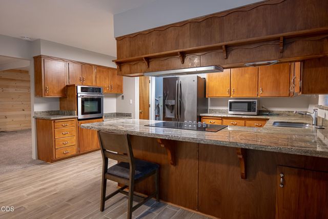2750 Granite Hill Road, Grants Pass, OR 97526