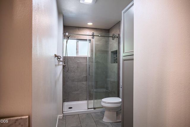 2750 Granite Hill Road, Grants Pass, OR 97526