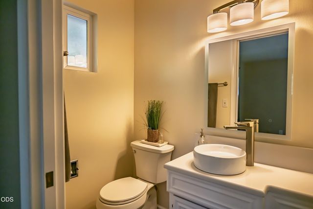 2750 Granite Hill Road, Grants Pass, OR 97526