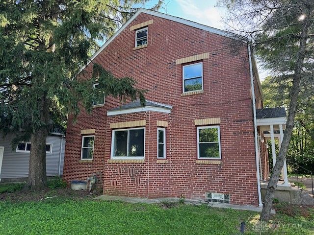1029 Iola Avenue, Dayton, OH 45417