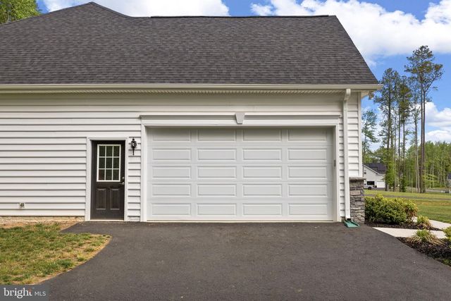 10776 WISTERIA LN, King George, VA 22485