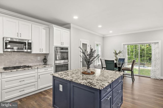 10776 WISTERIA LN, King George, VA 22485