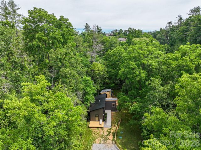 345 MONTICELLO Road, Weaverville, NC 28787