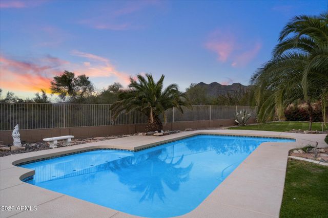 6018 E Coyote Wash Drive, Scottsdale, AZ 85266