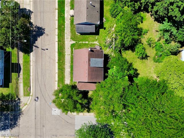2250 6th Street SW, Akron, OH 44314