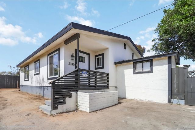 2743-2745 Ridgeway Dr., National City, CA 91950