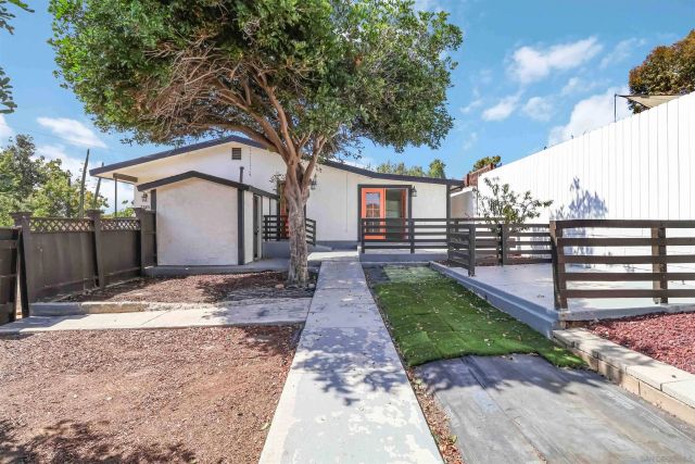 2743-2745 Ridgeway Dr., National City, CA 91950