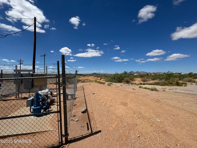 6501 Central Avenue, Las Cruces, NM 88012