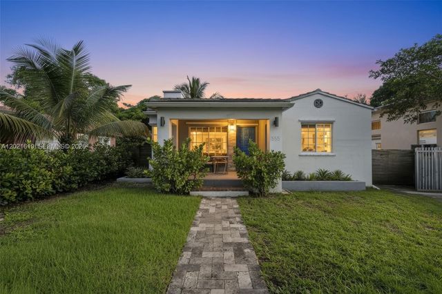 555 NE 73rd St, Miami, FL 33138