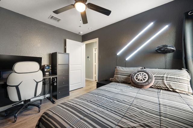 316 Continential Ave, Liberty Hill, TX 78642