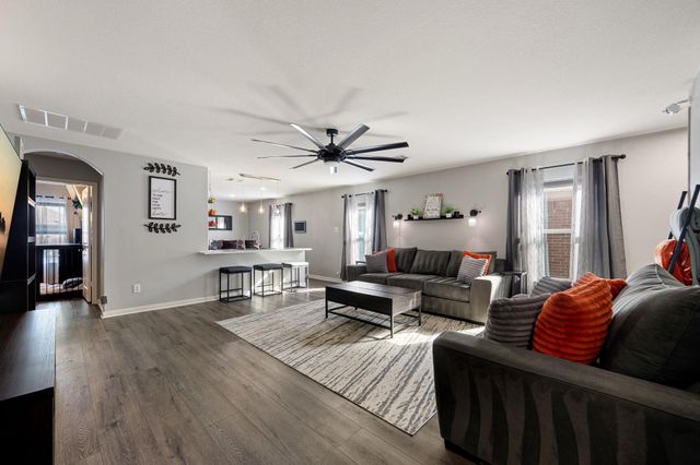 316 Continential Ave, Liberty Hill, TX 78642