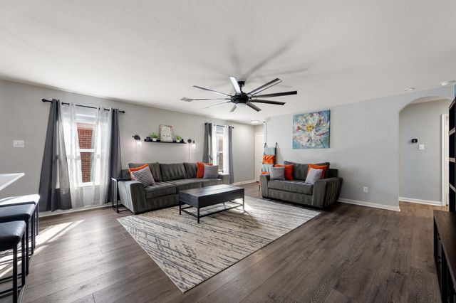 316 Continential Ave, Liberty Hill, TX 78642