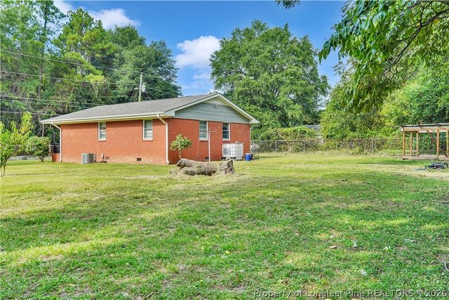 1307 Turnpike Road, Fayetteville, NC 28305
