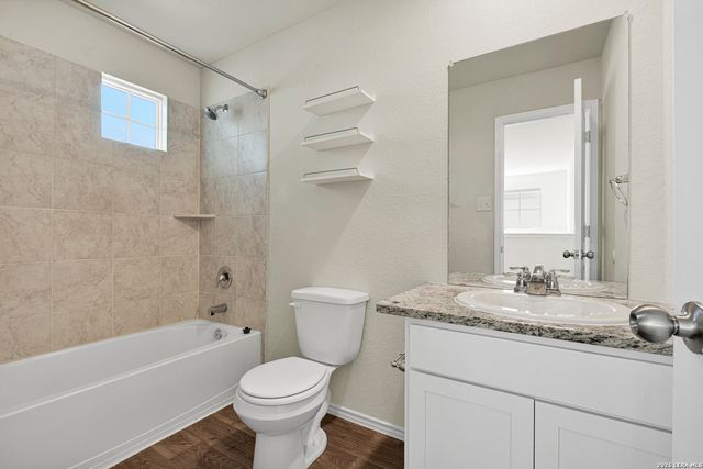 1014 Cozumel Emerald, San Antonio, TX 78253