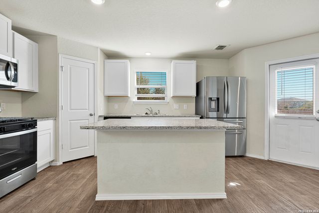 1014 Cozumel Emerald, San Antonio, TX 78253