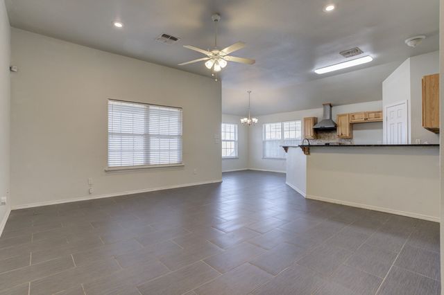 1608 48th Street, Lubbock, TX 79412