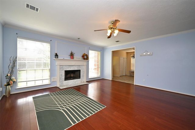 6419 Sutter Park Lane, Houston, TX 77066