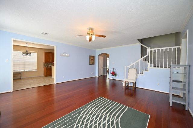 6419 Sutter Park Lane, Houston, TX 77066