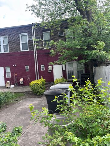 200-21 Linden Boulevard, Saint Albans, NY 11412