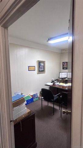 200-21 Linden Boulevard, Saint Albans, NY 11412