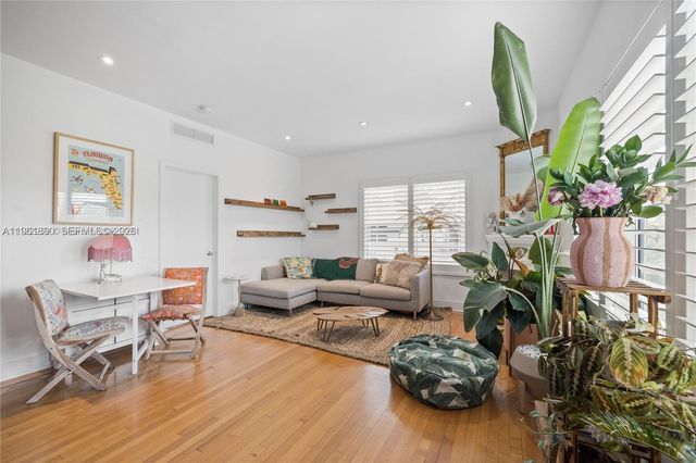 935 10th St 3, Miami Beach, FL 33139