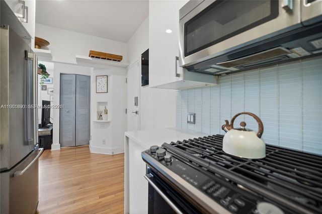 935 10th St 3, Miami Beach, FL 33139