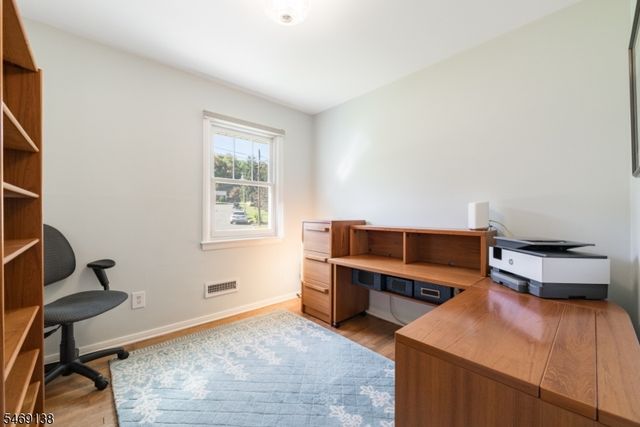 12 Eaton Ct, Summit City, NJ 07901