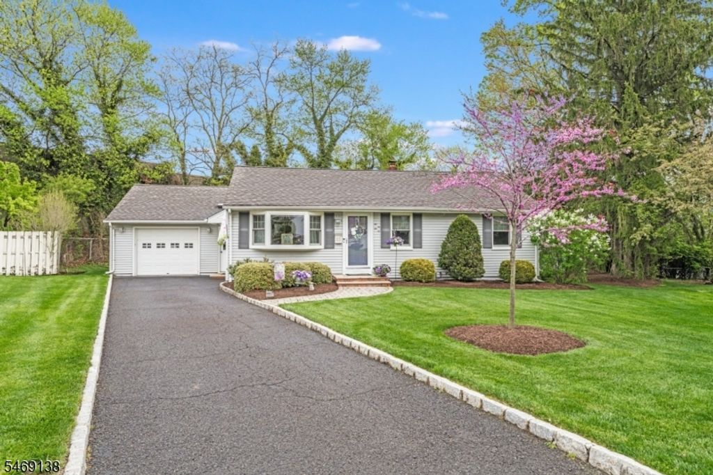 12 Eaton Ct, Summit City, NJ 07901 — photo 5