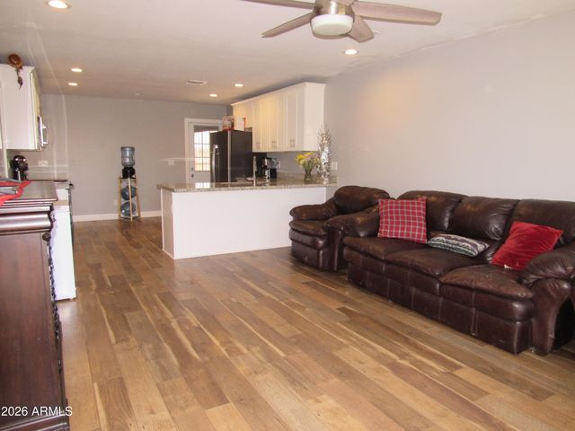 5023 S 11TH Street, Phoenix, AZ 85040