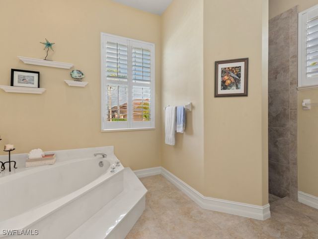 1641 Villa CT, Marco Island, FL 34145