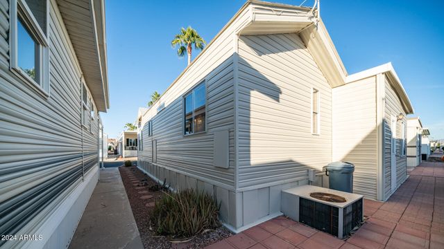 648 HAWKS EYE Drive 648, Apache Junction, AZ 85119