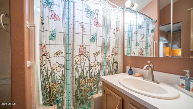 648 HAWKS EYE Drive 648, Apache Junction, AZ 85119