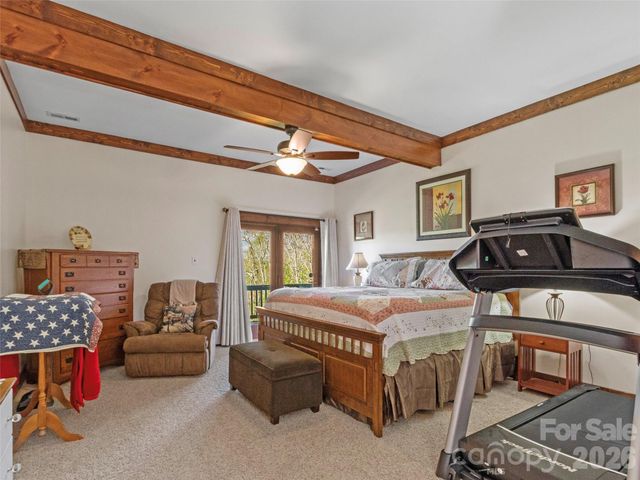 129 Apple Farm Road, Bakersville, NC 28705