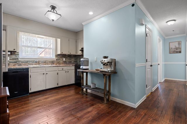 5917 Hillcrest Drive, Harrison, TN 37341